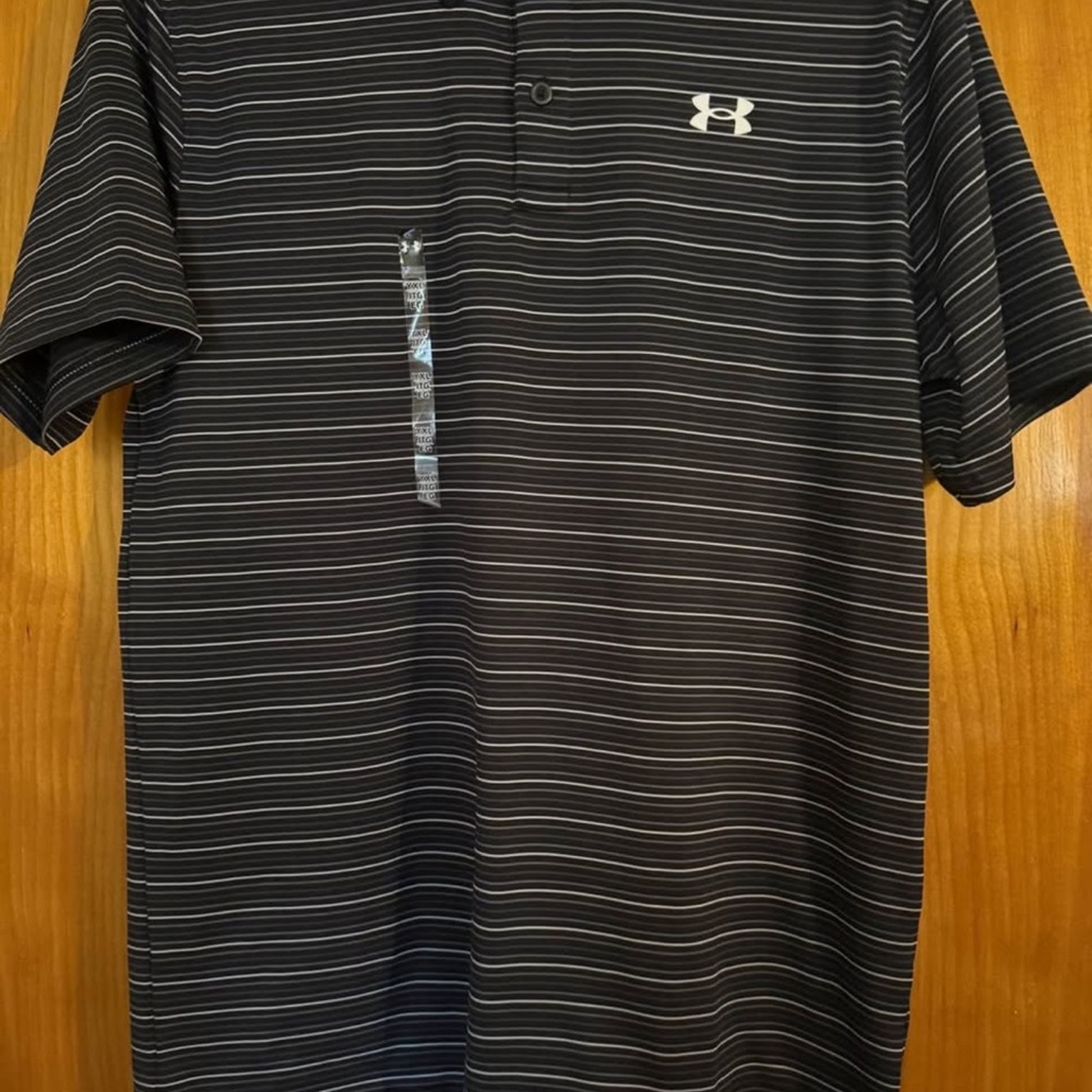 NWT Boys Under Armour Black Striped Shirt sz L